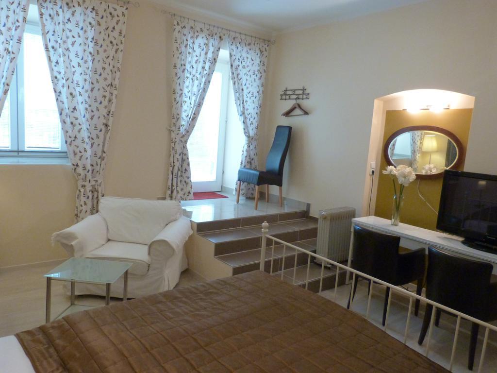 St Martin Apartment Wina Bagian luar foto