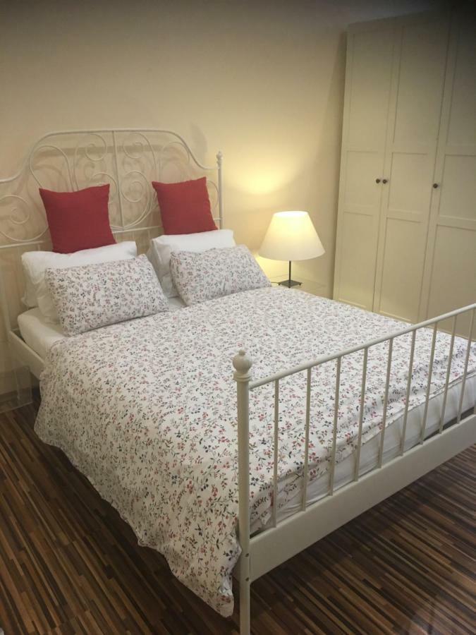 St Martin Apartment Wina Bagian luar foto