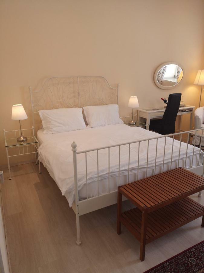 St Martin Apartment Wina Bagian luar foto